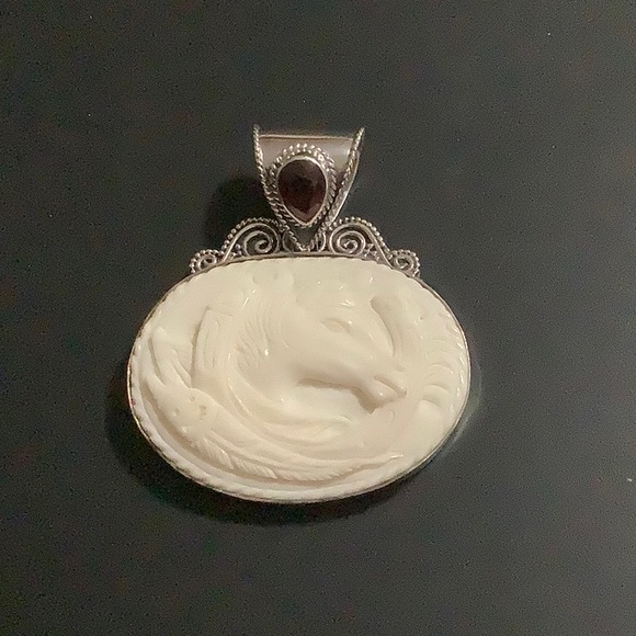 Something very special for horse lovers!!! - Picture 1 of 3